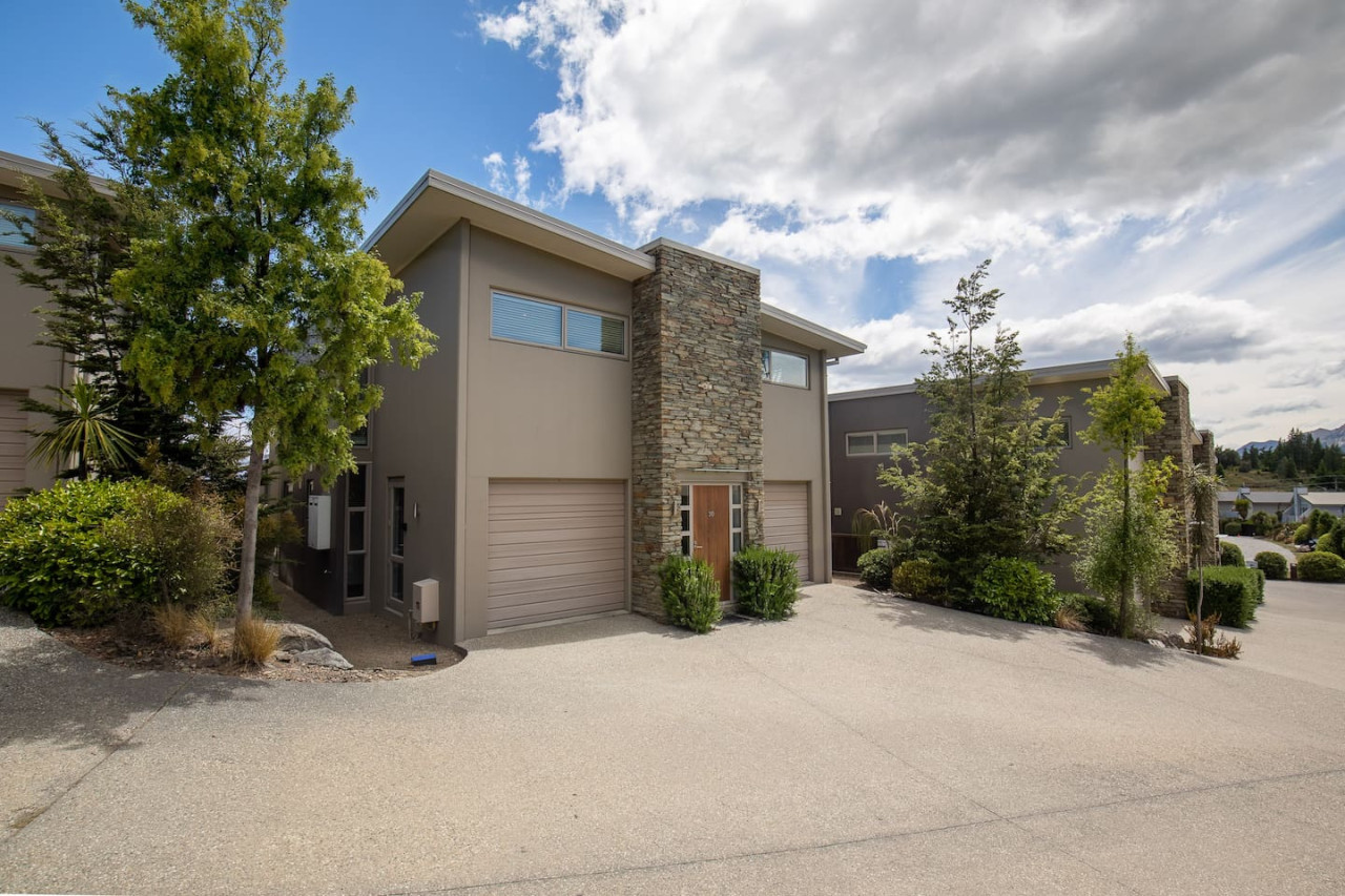 Mountain View Apartment