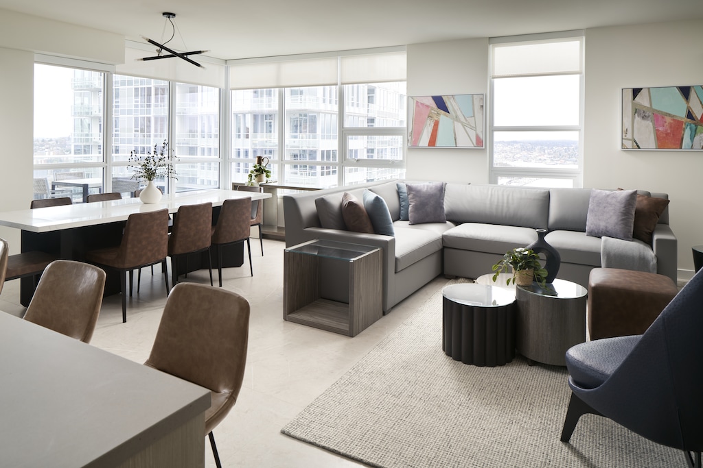 Sky 3 Living Dining2