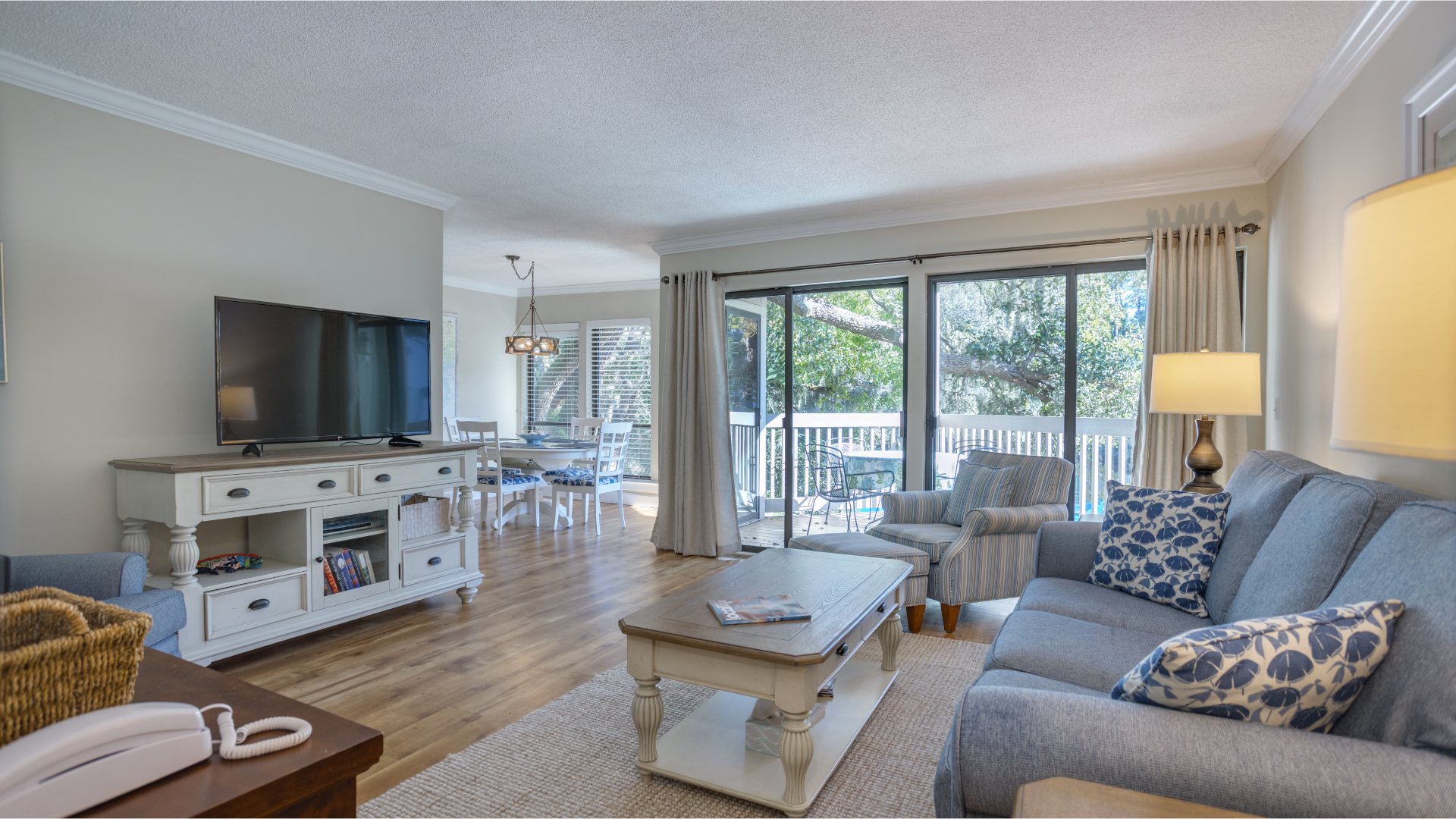 Open, spacious layout from living area to dining room