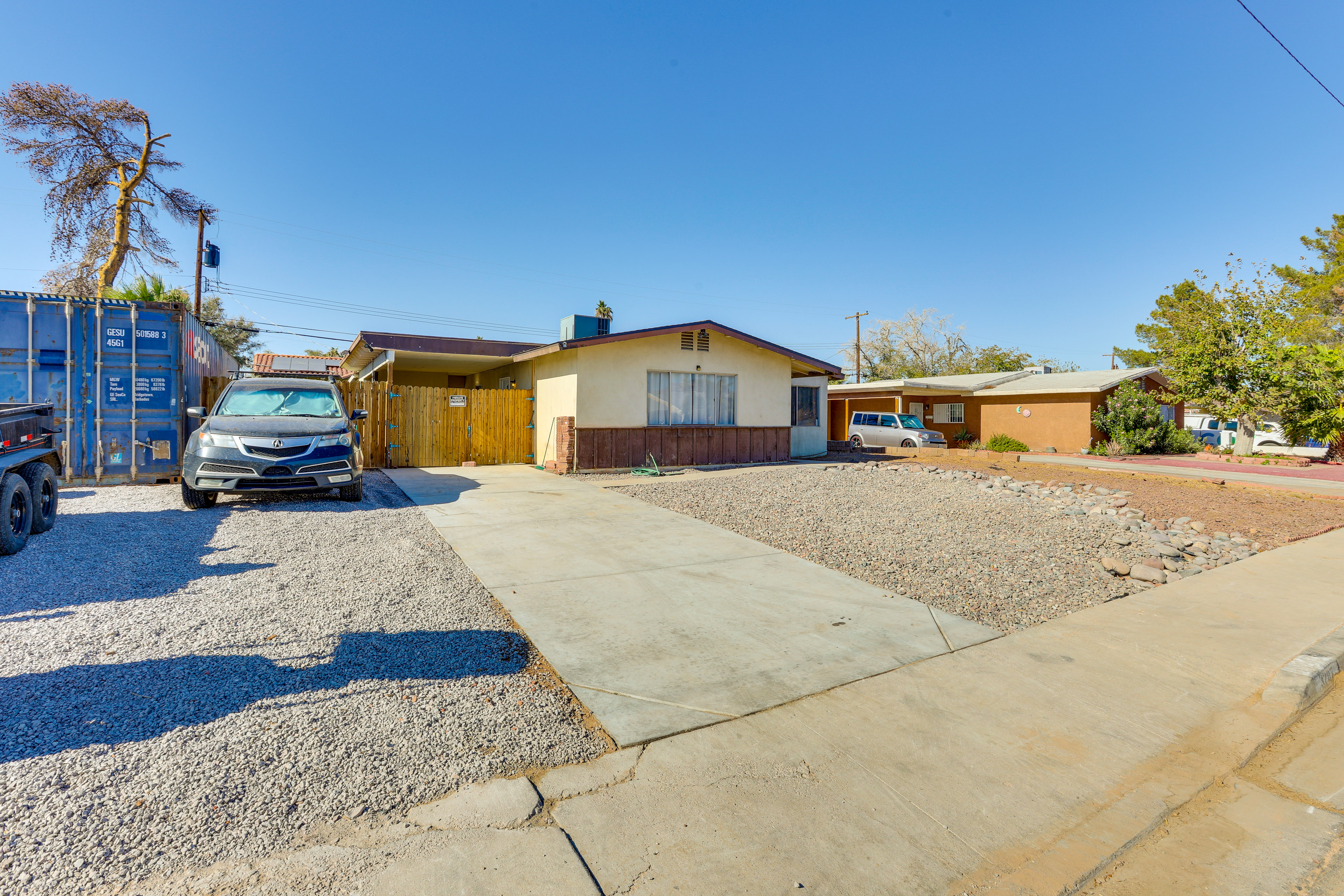 4 Mi to Vegas Strip: Home w/ Patio + Fire Pit