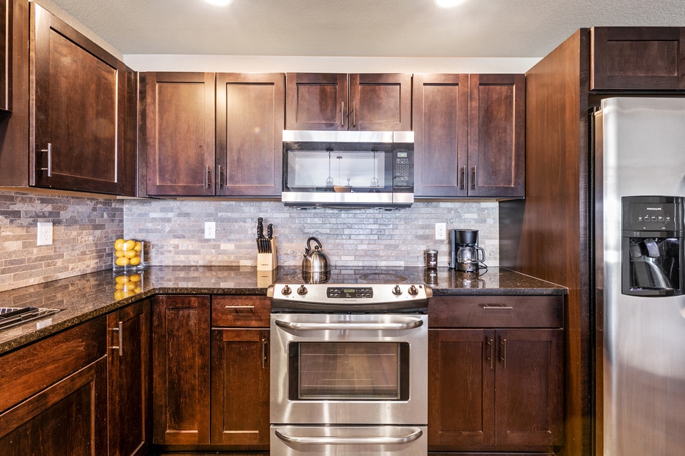 Unit C | Chef's Kitchen with Breakfast Bar