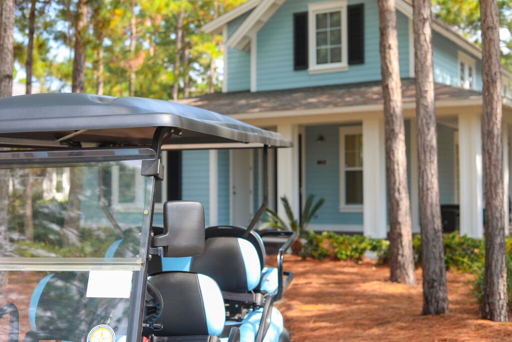 Included 1345 Laurel Grove Golf Cart!