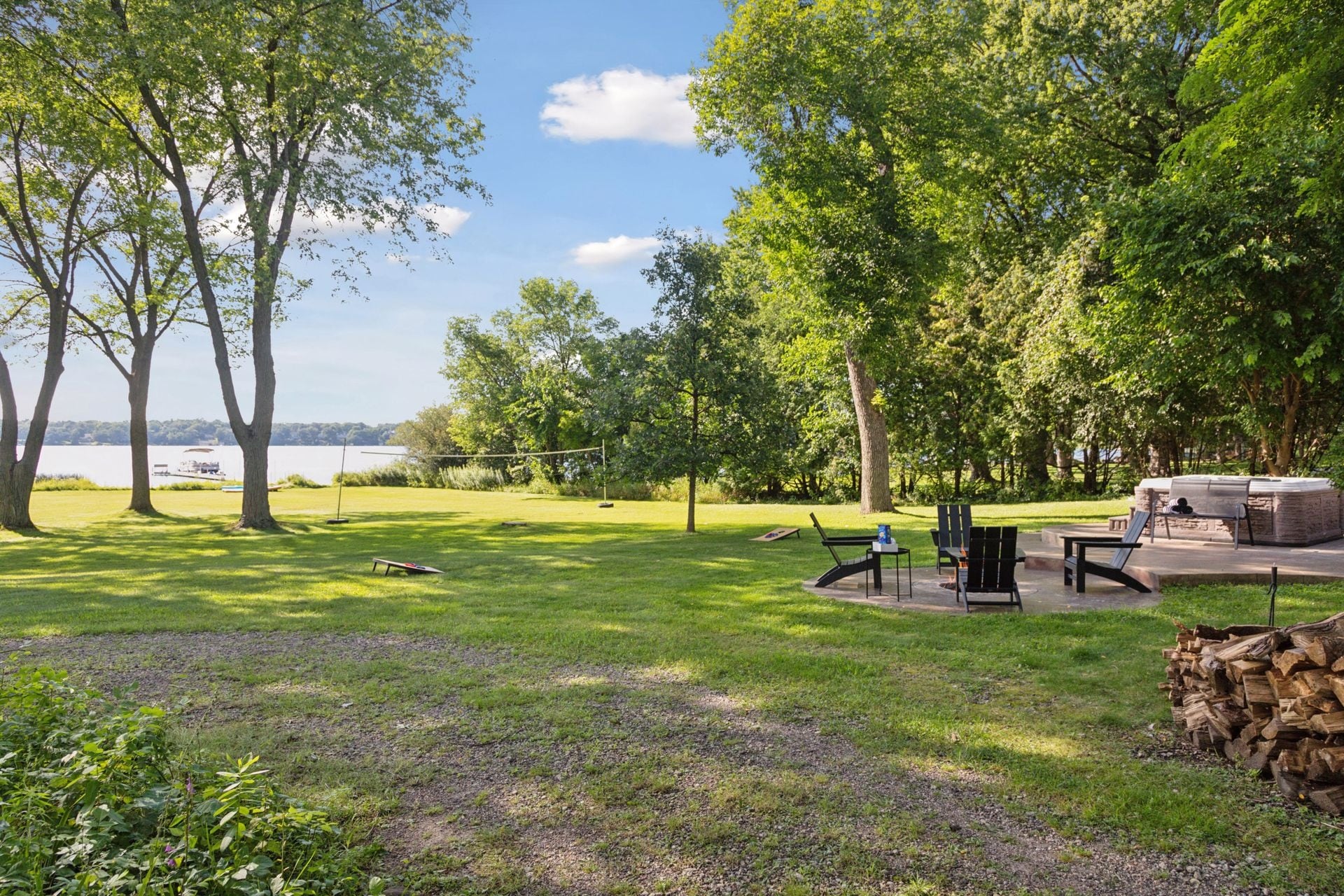 Lakefront Getaway: Hot Tub, Firepit & Fireplaces! Lakefront Getaway: Hot Tub, Firepit & Fireplaces!