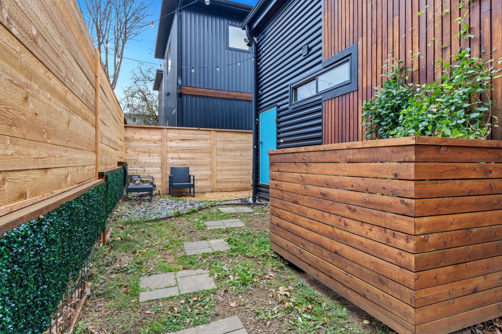 Amp House-Seen on Tiny House Nation-Sauna-1mi to DT