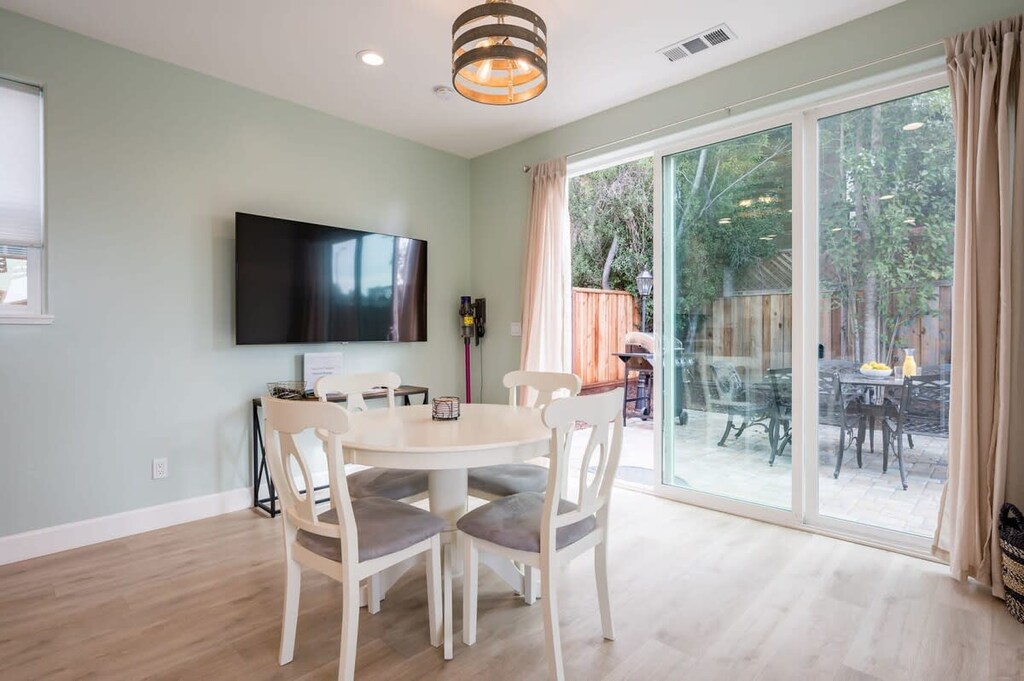 Dining space off the kitchen with smart TV for streaming (no local or cable channels)
