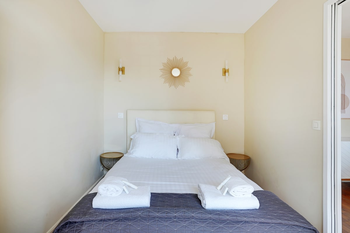 A Typical 1-BR in St-Ouen Parisian Flea Market