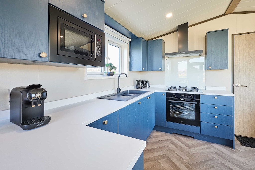 Kinara Lodge, Pickering - Host & Stay