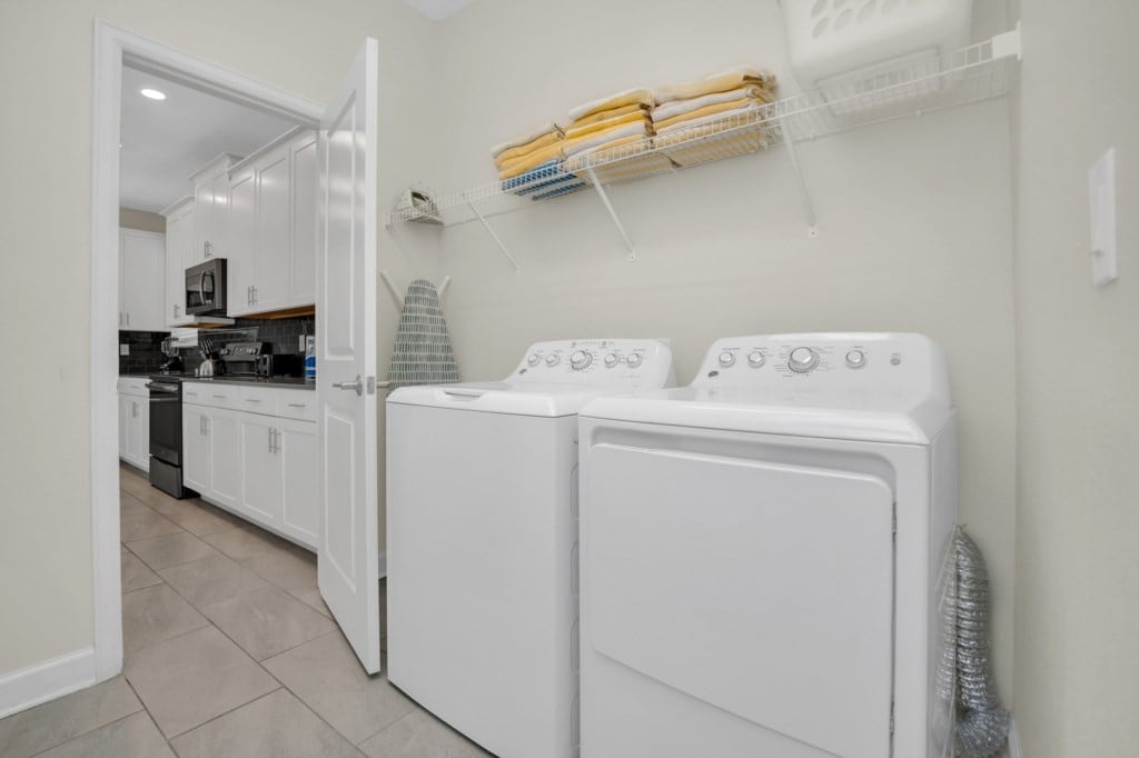 2775BookmarkDr,StoreyLake_44