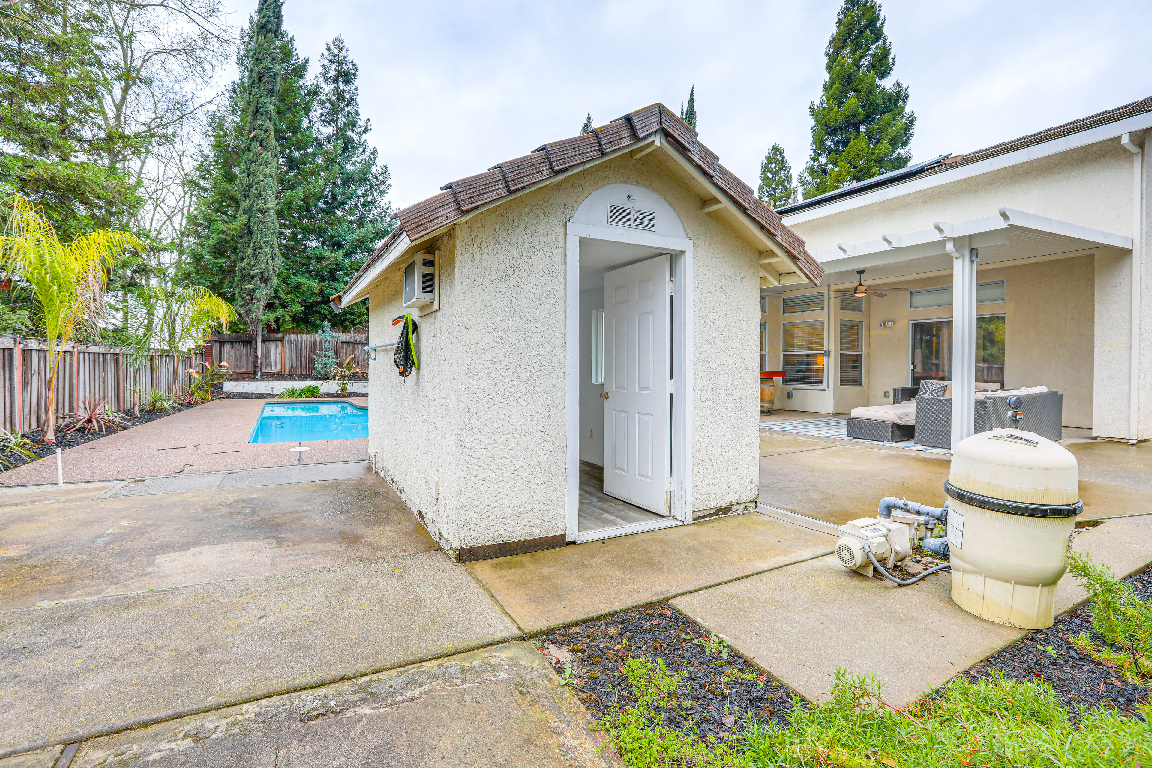 Family Home Near Folsom Lake in El Dorado Hills!