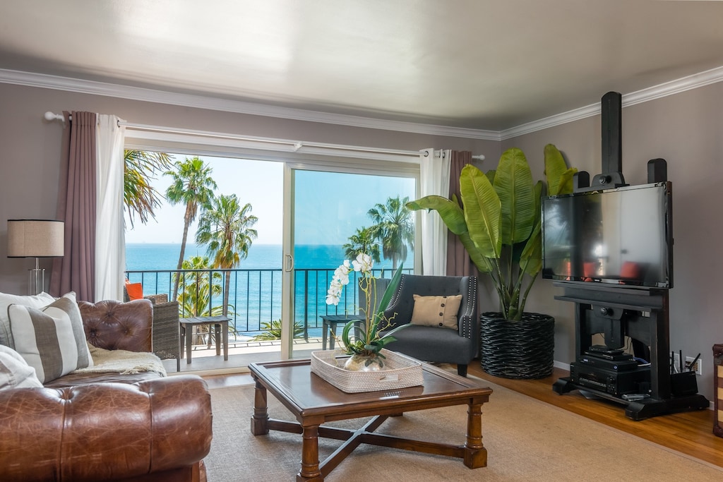 221-full-screen-slideshow-img2141