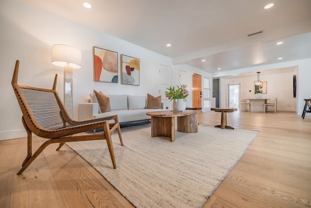 Relax and lounge in comfort