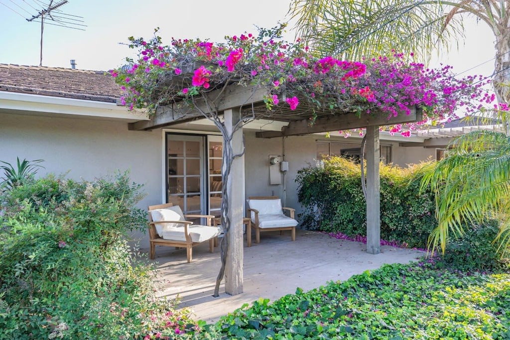 Relax on the lanai with garden views