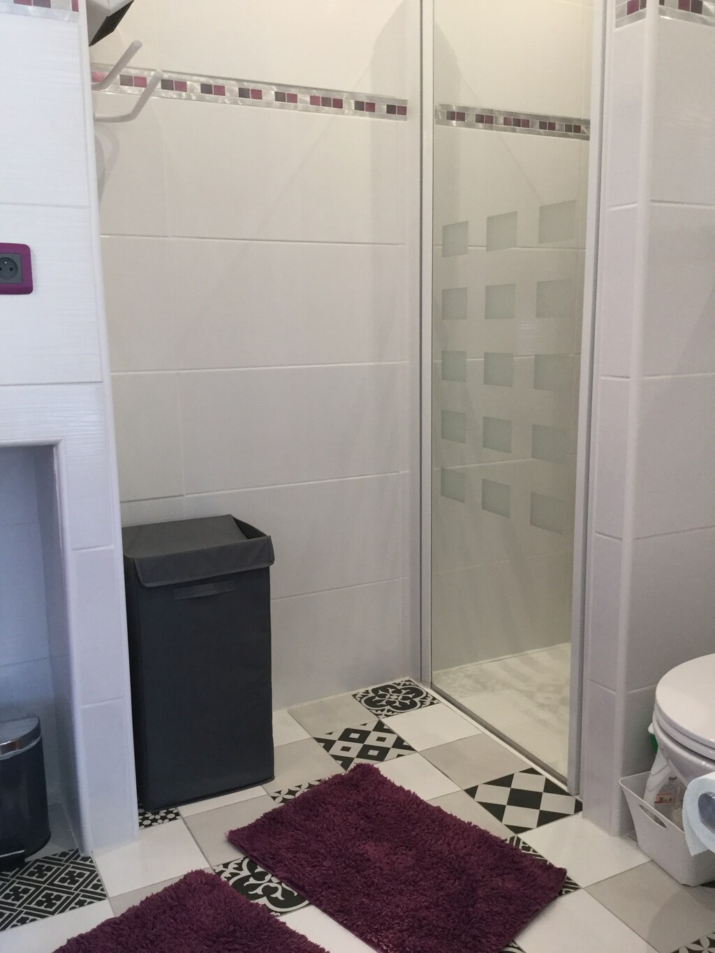 Holiday rental L'ISLE-SUR-LA-SORGUE, comfortable house to rent 2 bathrooms for 6 people. Online reservation with Plaisirs & Maisons de Provence
