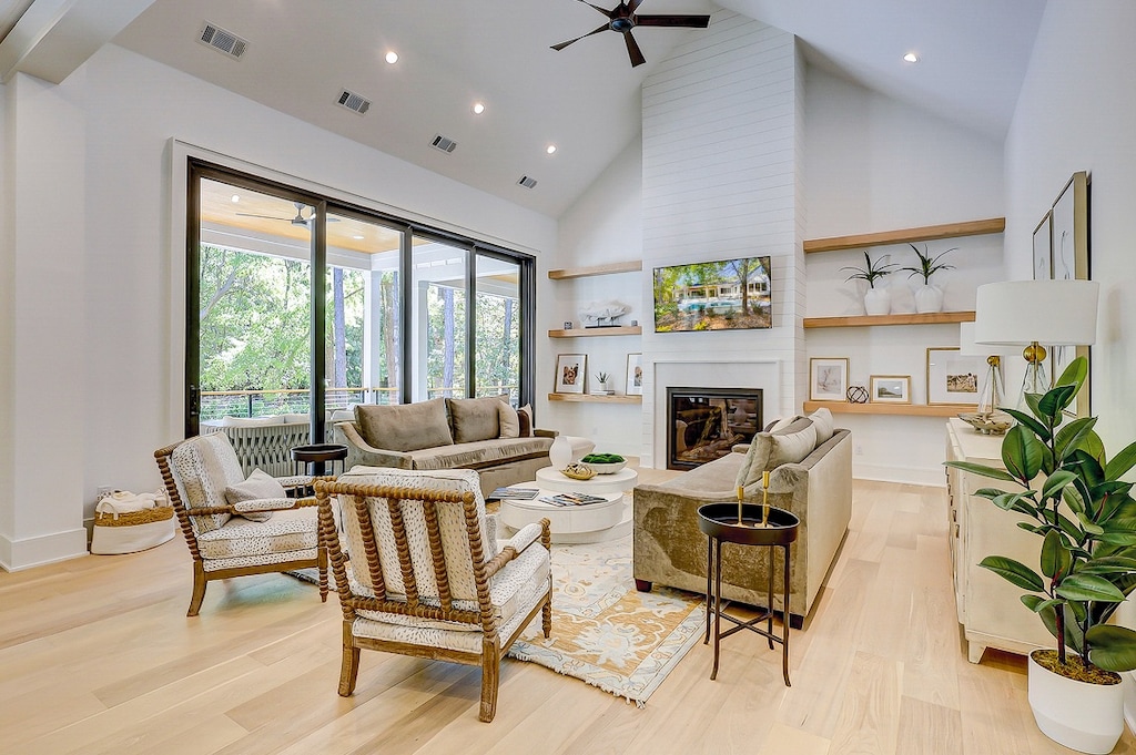 Main Floor Living Area