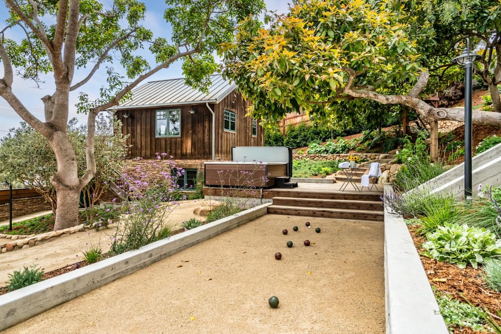 Loft Studio, Bocce Ball, Hot Tub