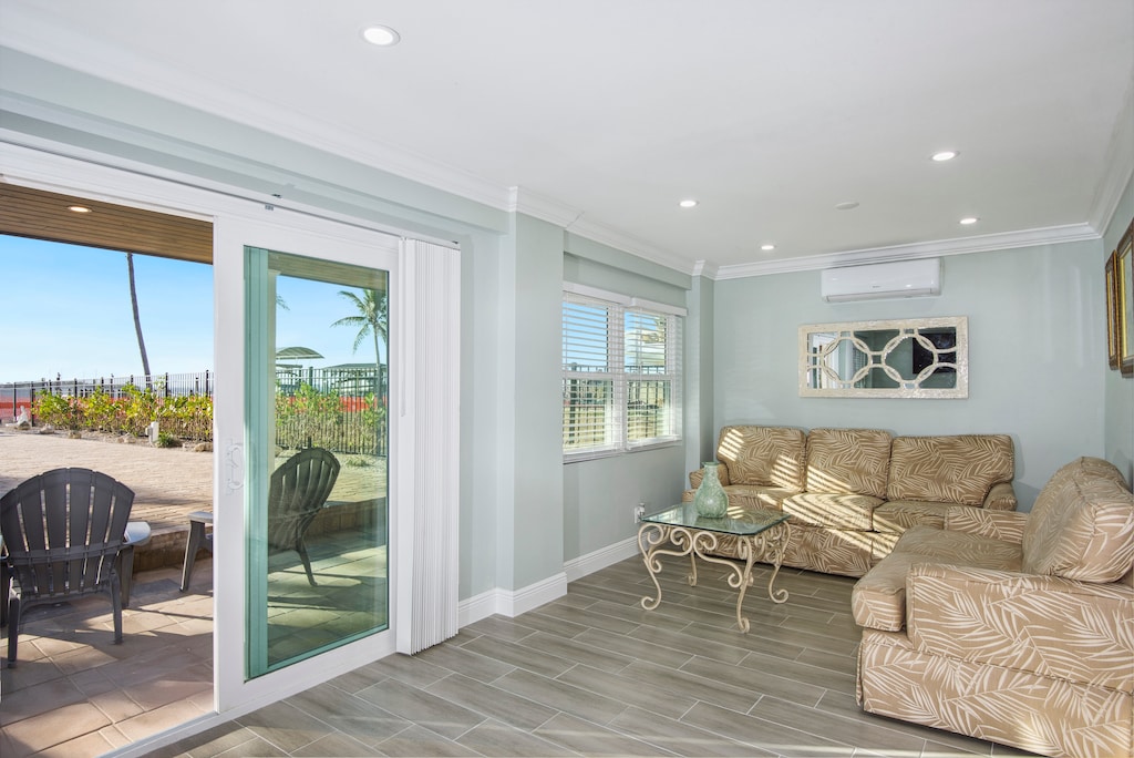 Sitting area with lanai view