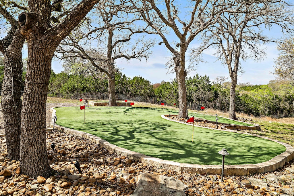 Whether you're perfecting your swing or enjoying a casual round, our scenic golf amenities offer the perfect mix of fun and relaxation.