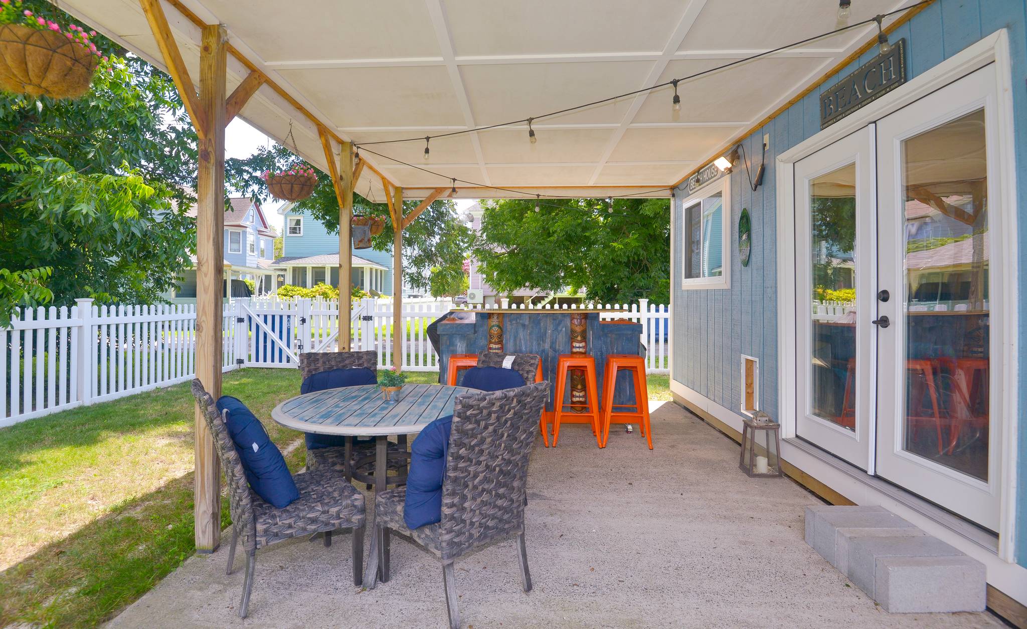 The Salty Sea Shack - Chesapeake Properties The Salty Sea Shack - Chesapeake Properties