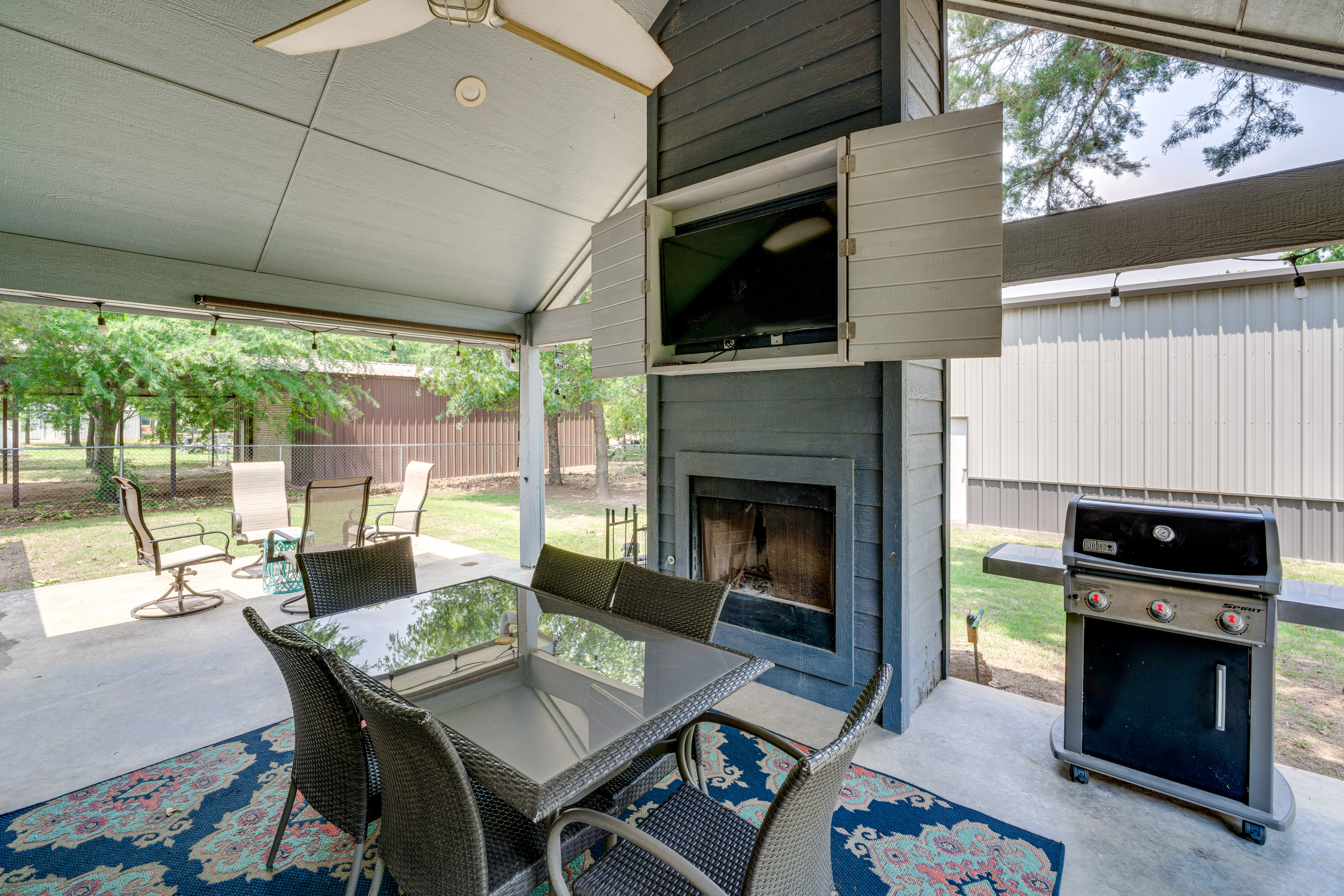 Walk to Lake Texoma! Modern Retreat w/ Game Room