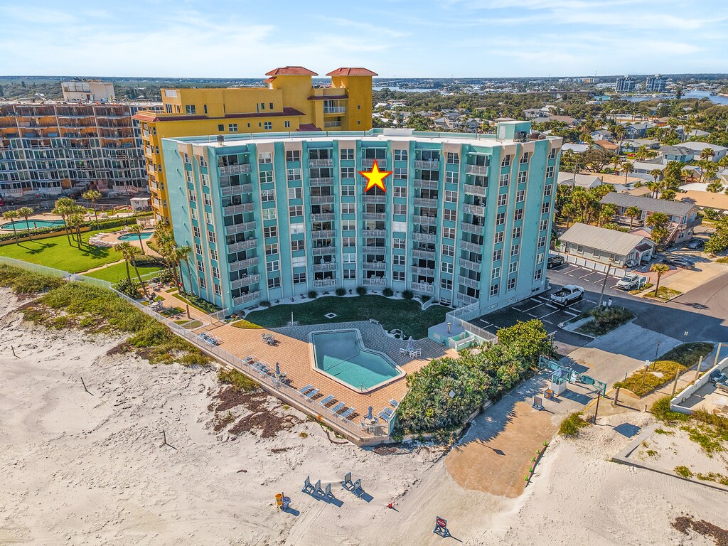 Private Beachfront Balcony