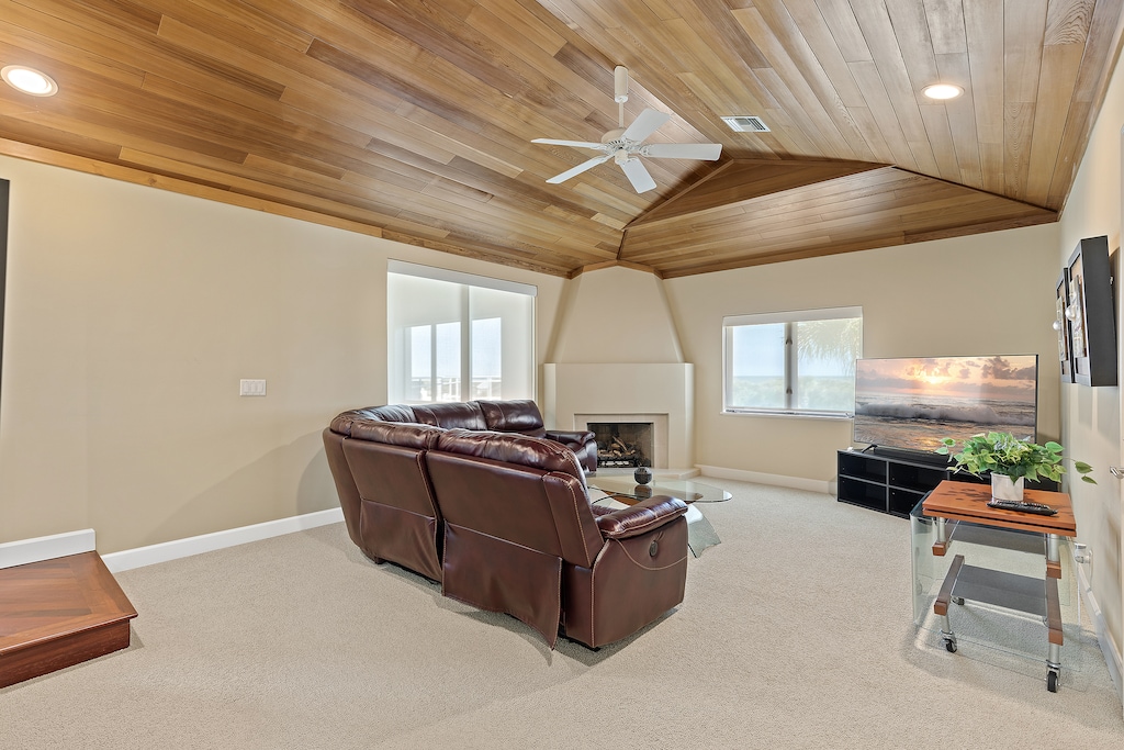 Family Room-Upstairs