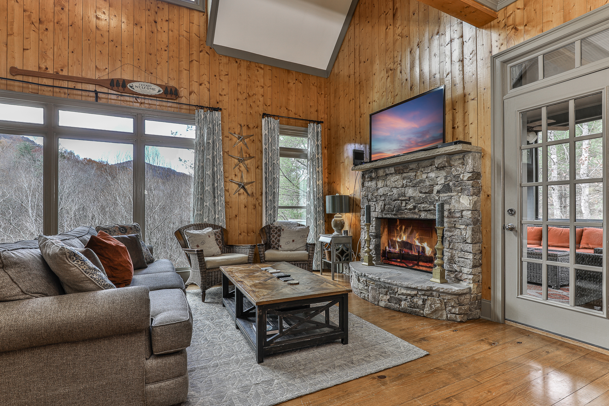 Laurel Ridge Lodge - Home Rental in Big Canoe