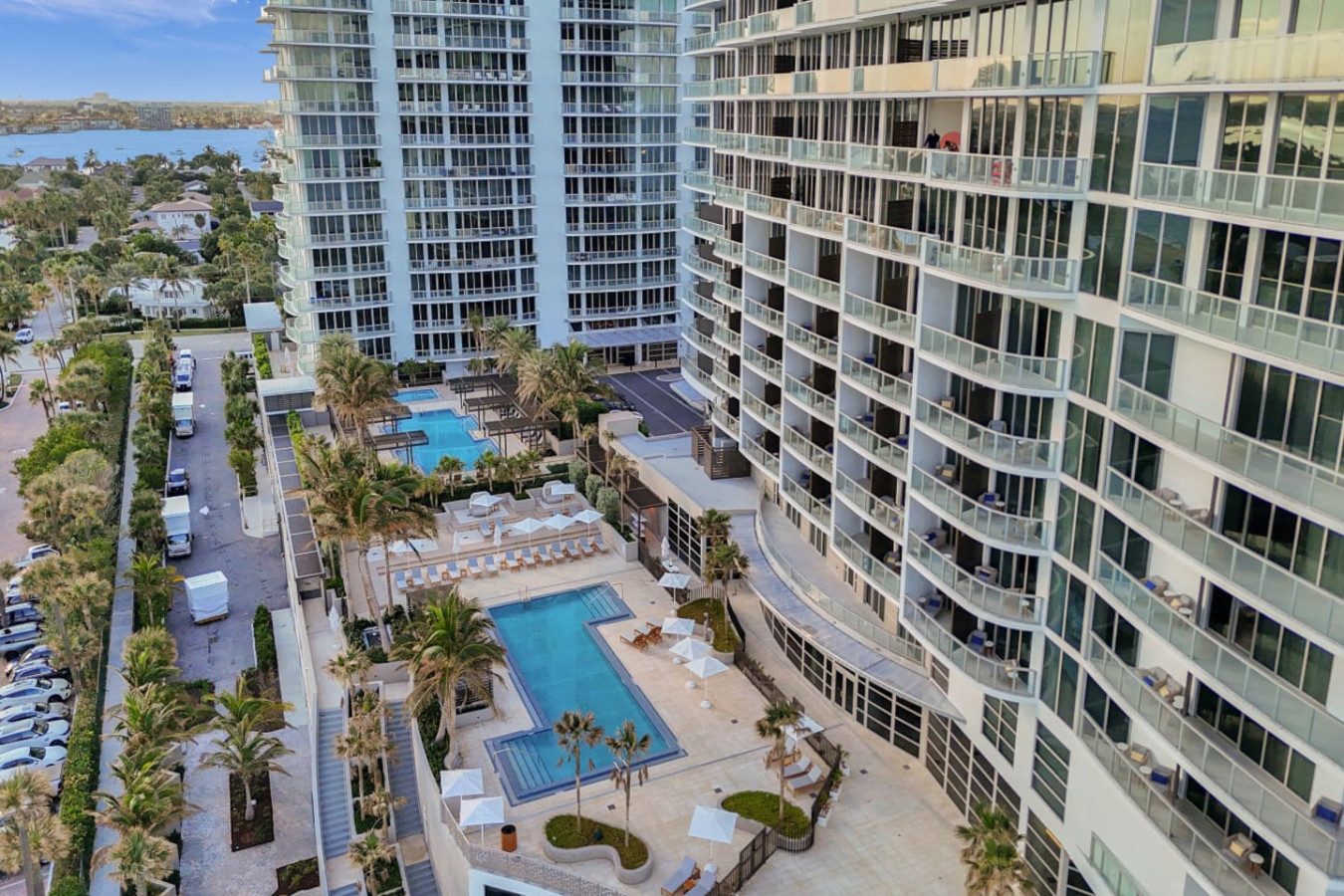 Ocean Luxury: 2BR/2.5BA Retreat