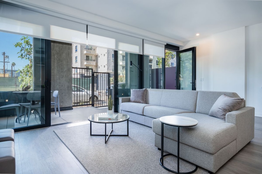 SMB_Level_Unit101_townhome_8