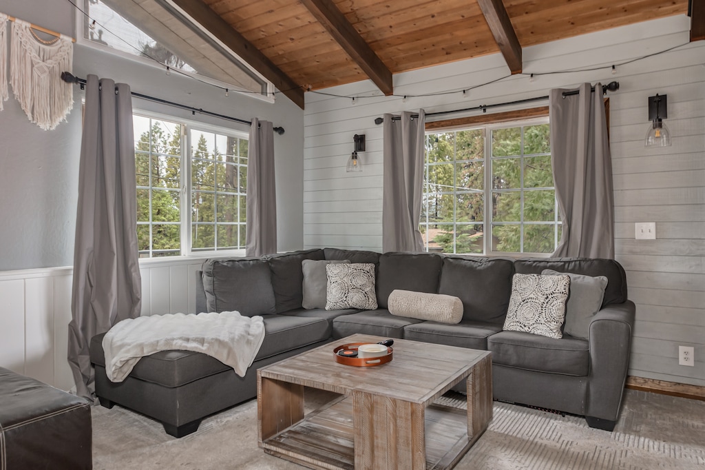 Light & Airy Ambiance