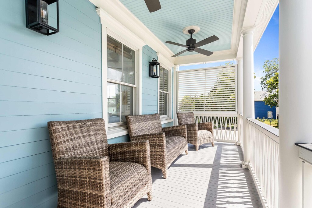 Outdoor seating on the porch! 