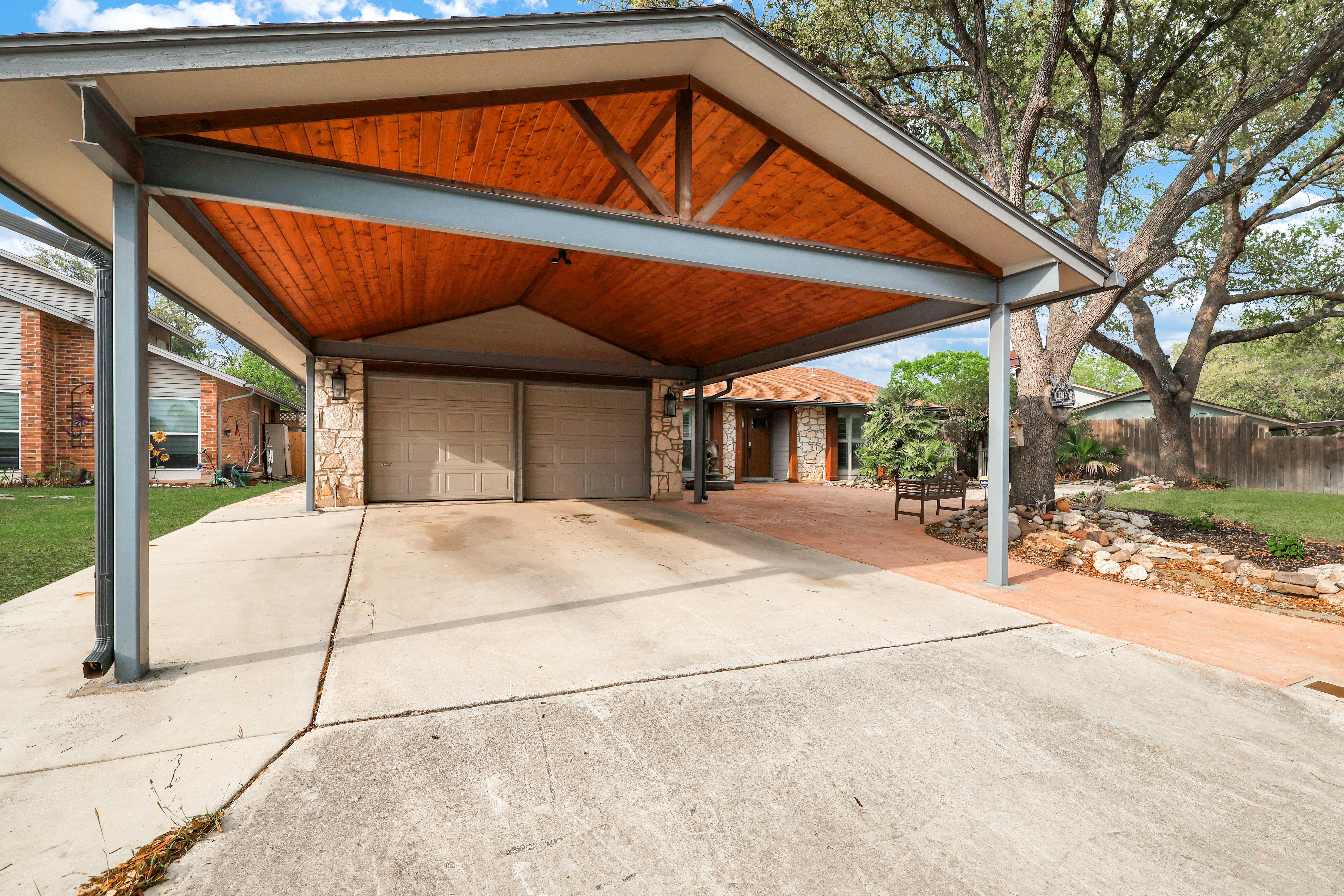 Ultimate Retreat | Game Room Fire Pit BBQ Office