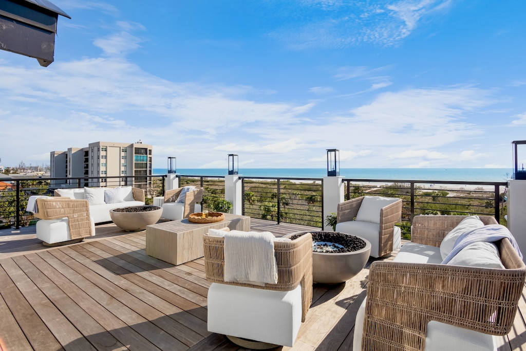 Rooftop, Lounge Area