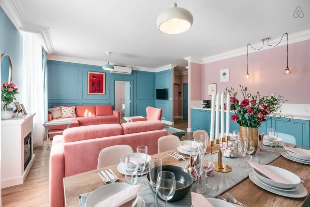 Living room with kichenette