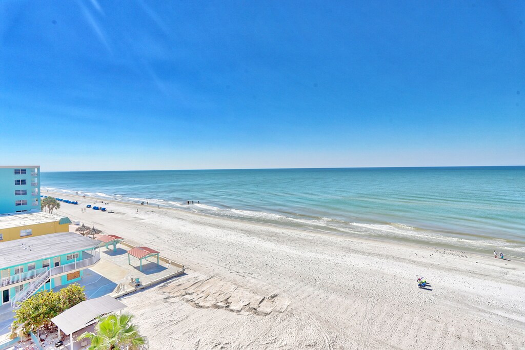 Top Floor Beach Views