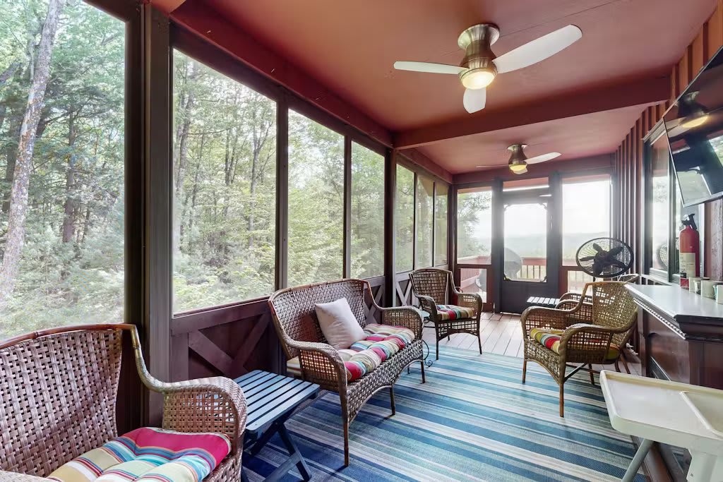 Mountain Escape, Firepit, Views - Fox Lane Retreat Mountain Escape, Firepit, Views - Fox Lane Retreat