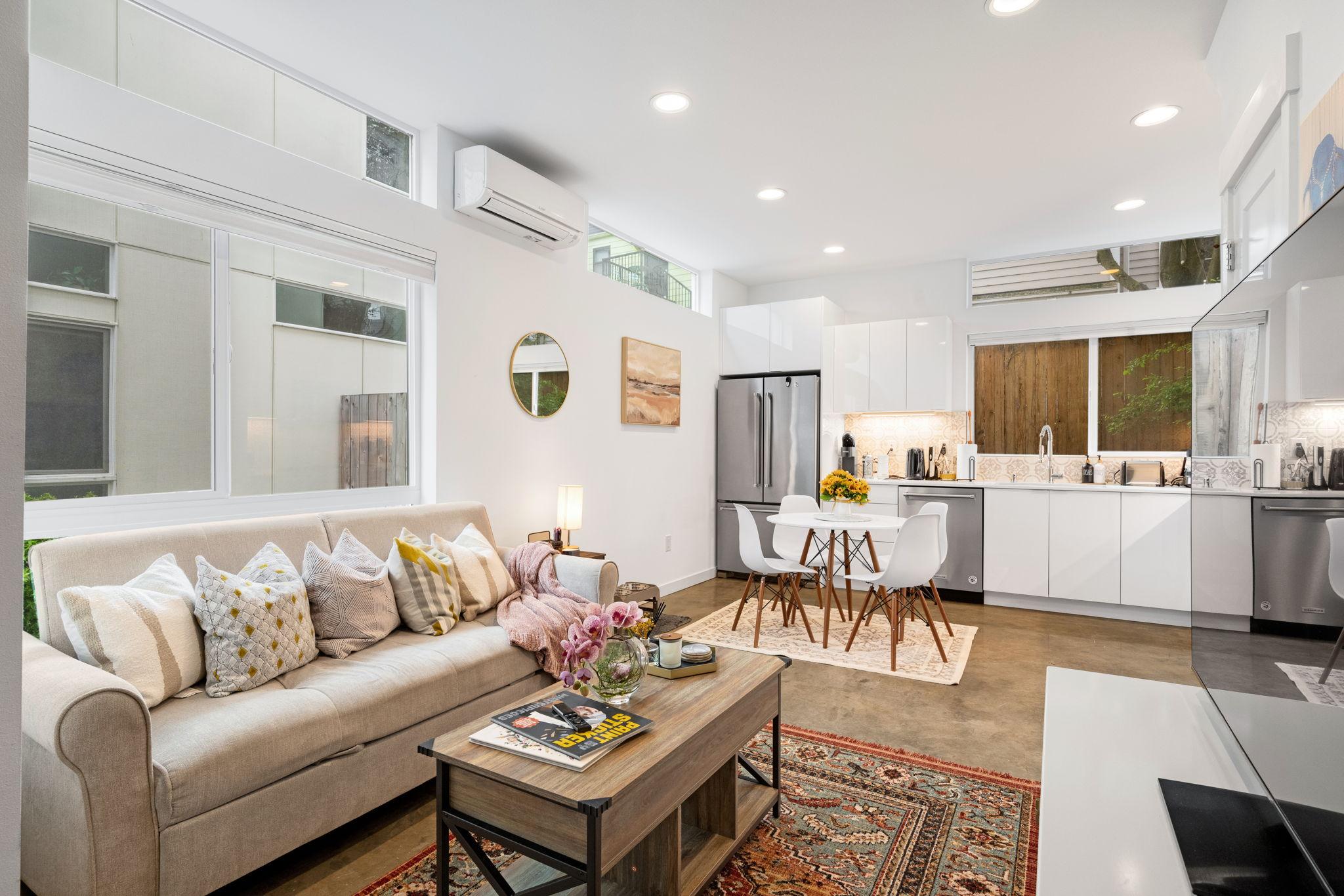 Perch - Capitol Luxe F