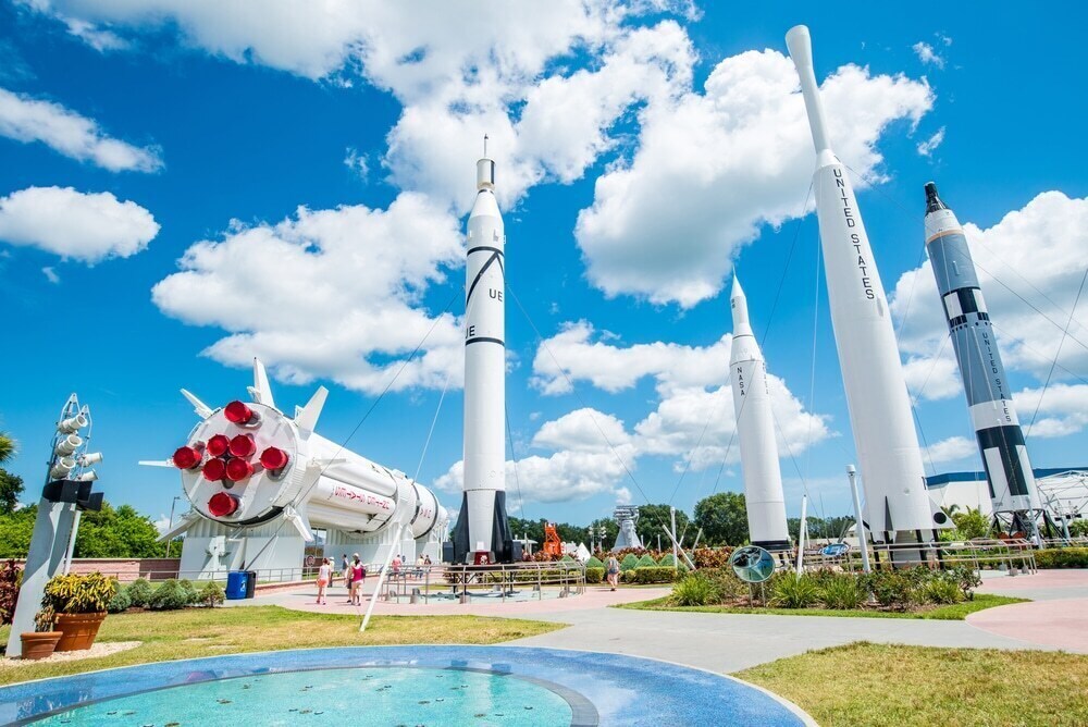 30 mins drive to Kennedy Space Center