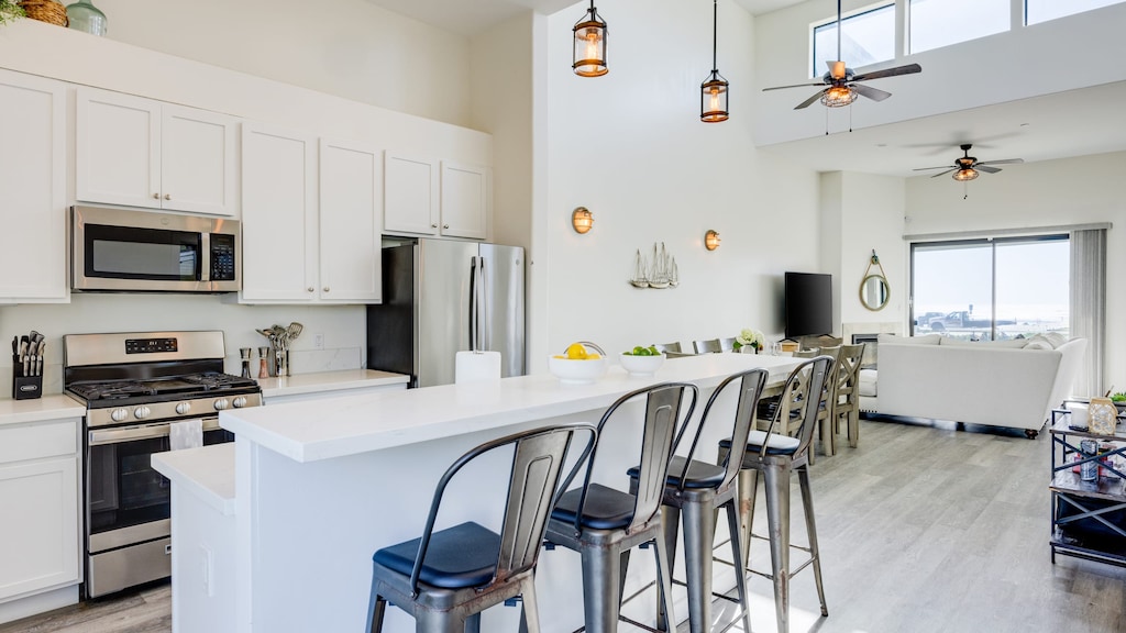 Pull up a stool at the kitchen counter and enjoy casual dining and conversations.