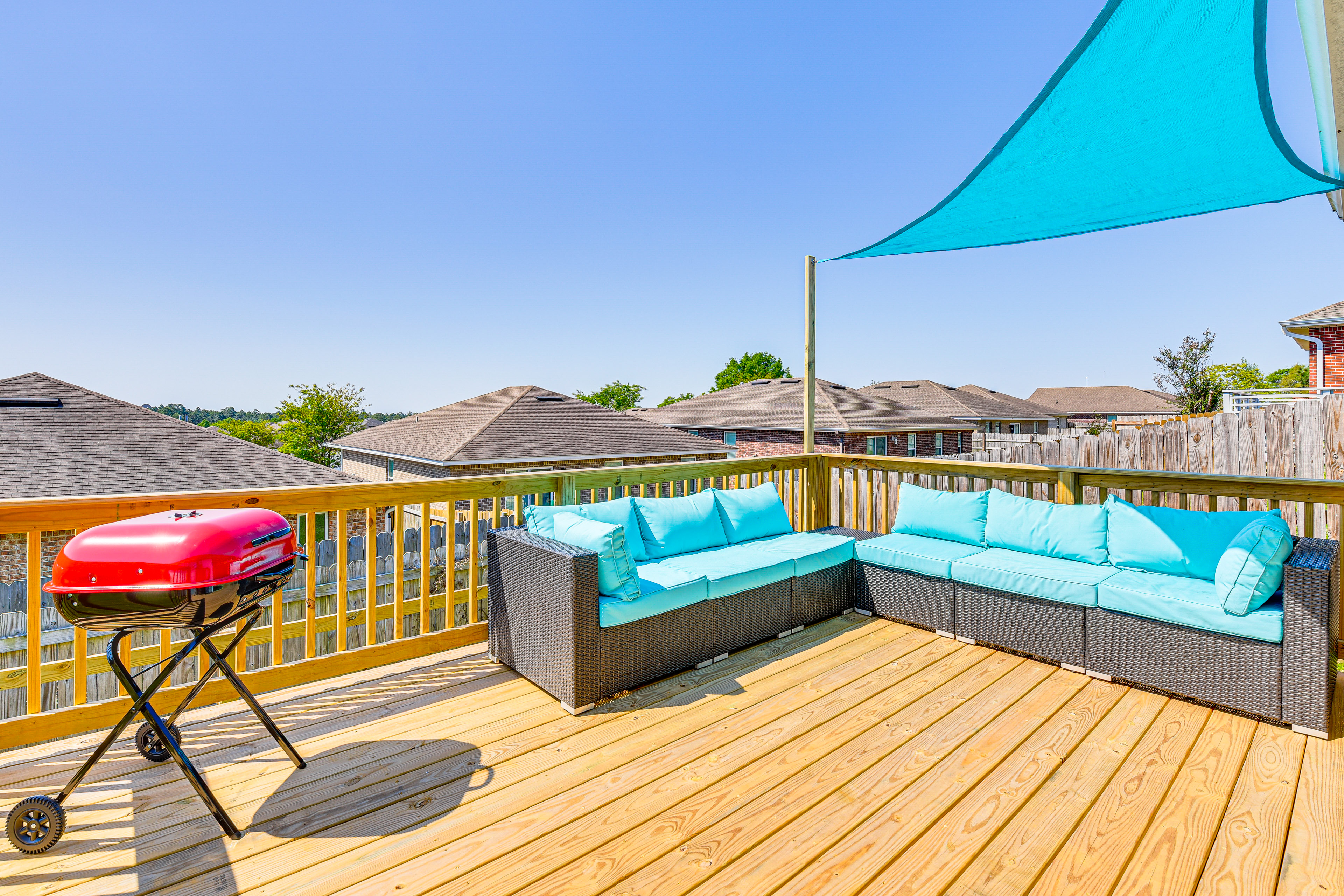 Outdoor Entertaining Space: Family Home in Milton