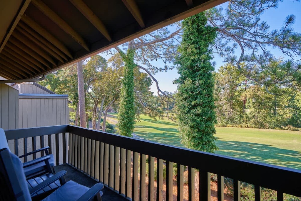 Fairway 13 and lake view from our lovely balcony