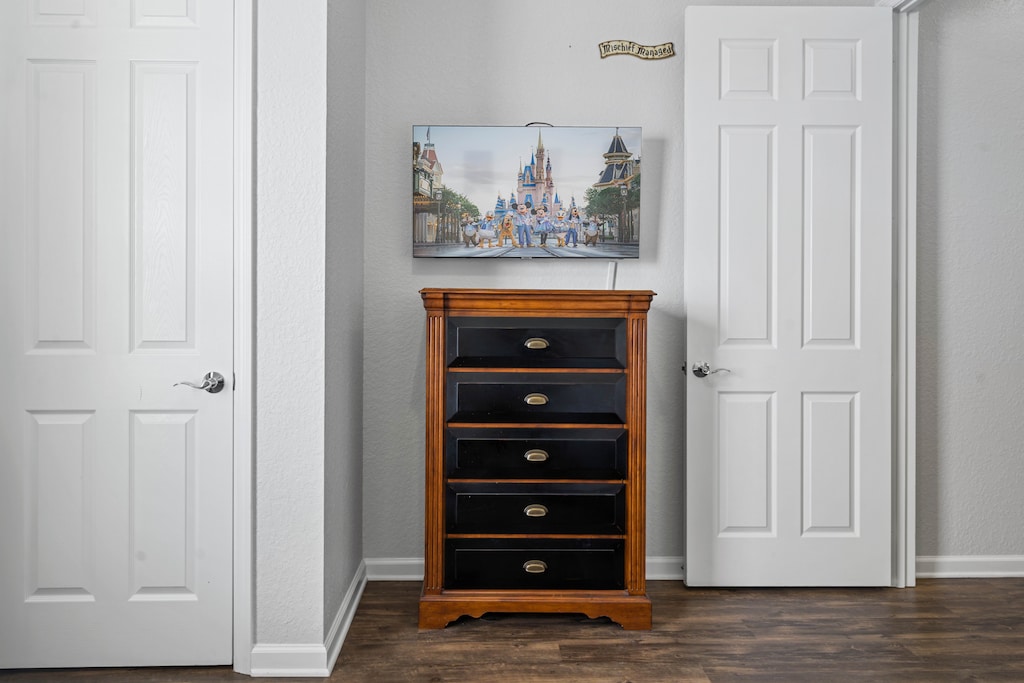 - Store your belongings in a chic dresser and enjoy your favorite shows on a smart TV - Perfect for unwinding after exploring nearby attractions or a day of fun - A thoughtfully designed area combining function and comfort