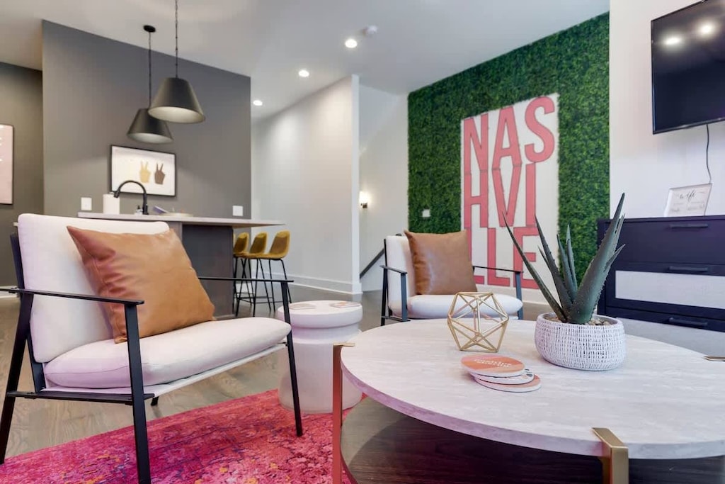 Homey, yet eccentric and fun!