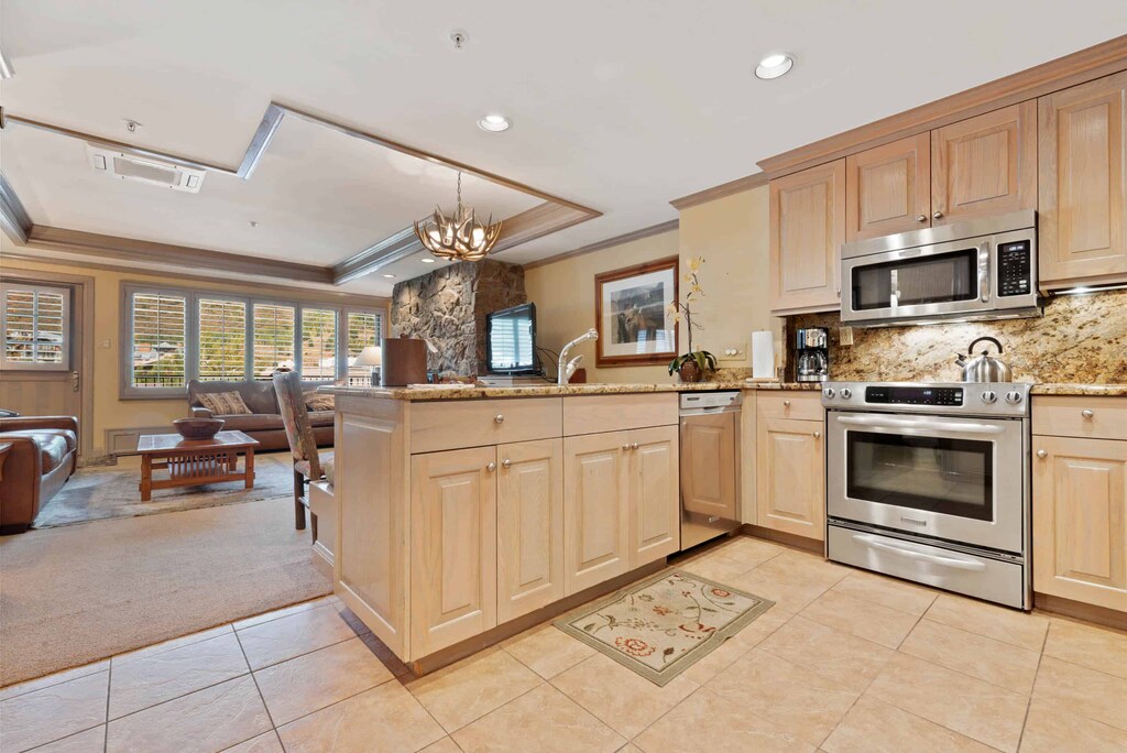 Lodge-Tower-478-6292