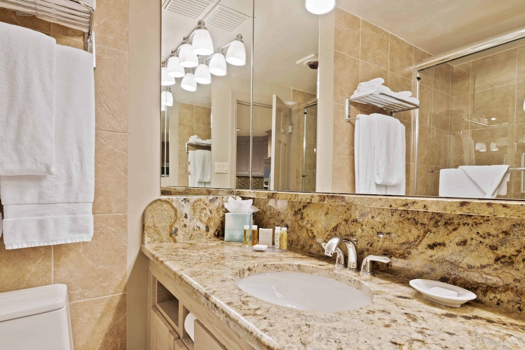 Lodge-Tower-478-6402