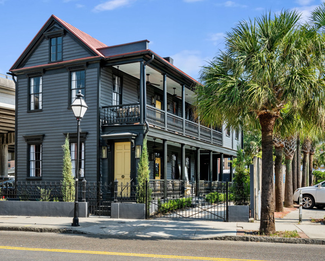 Property Image 1 - Old King Street Mood 3 Bedroom