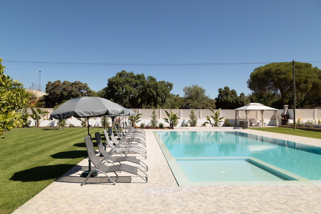 Pool area - BY BEDZY