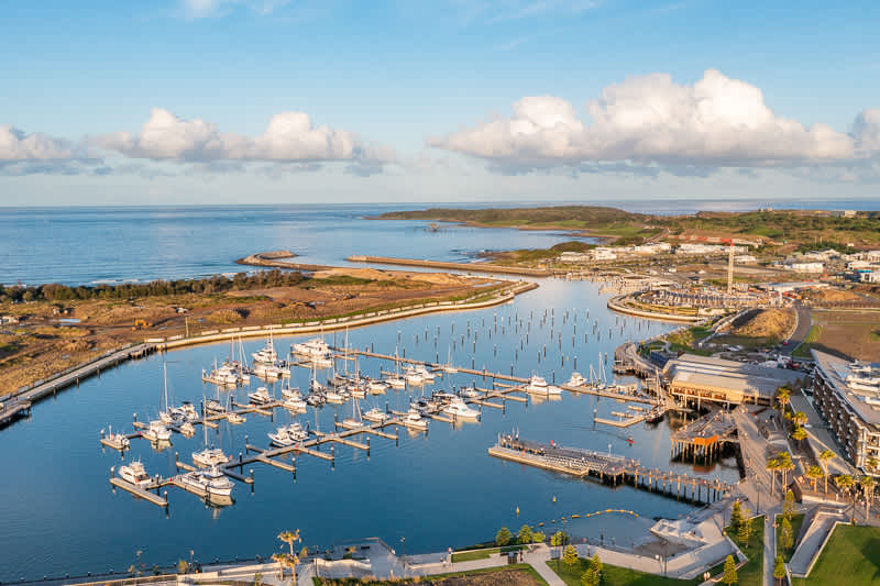 The Waterfront, Shell Cove boasts a 270 berth world-class marina with direct access to the Tasman Sea offering charter boat operations, a lively town centre, marina berths, dry stack storage, a public boat ramp and a variety of commercial marina
