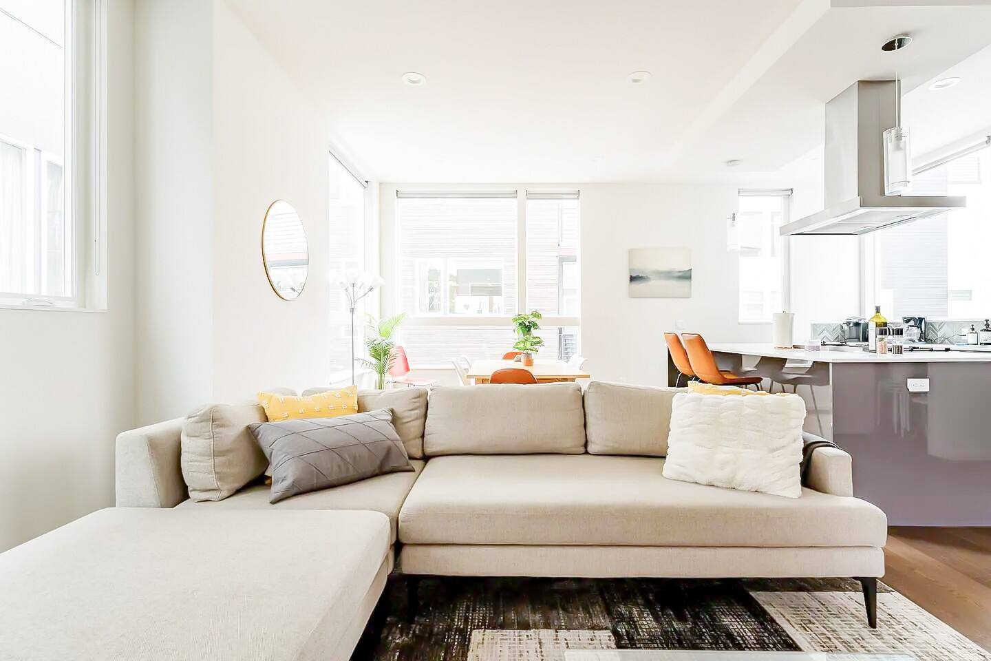 Modern Urban Retreat Near Park/Restaurants w/AC
