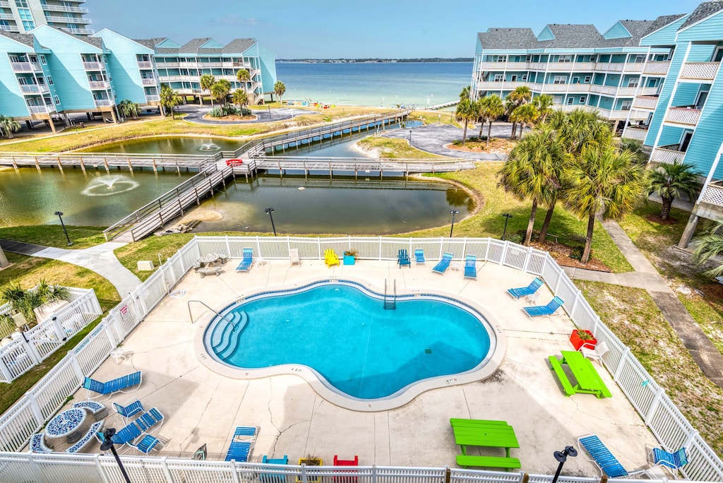 Plenty of seating at the Baywatch community pool