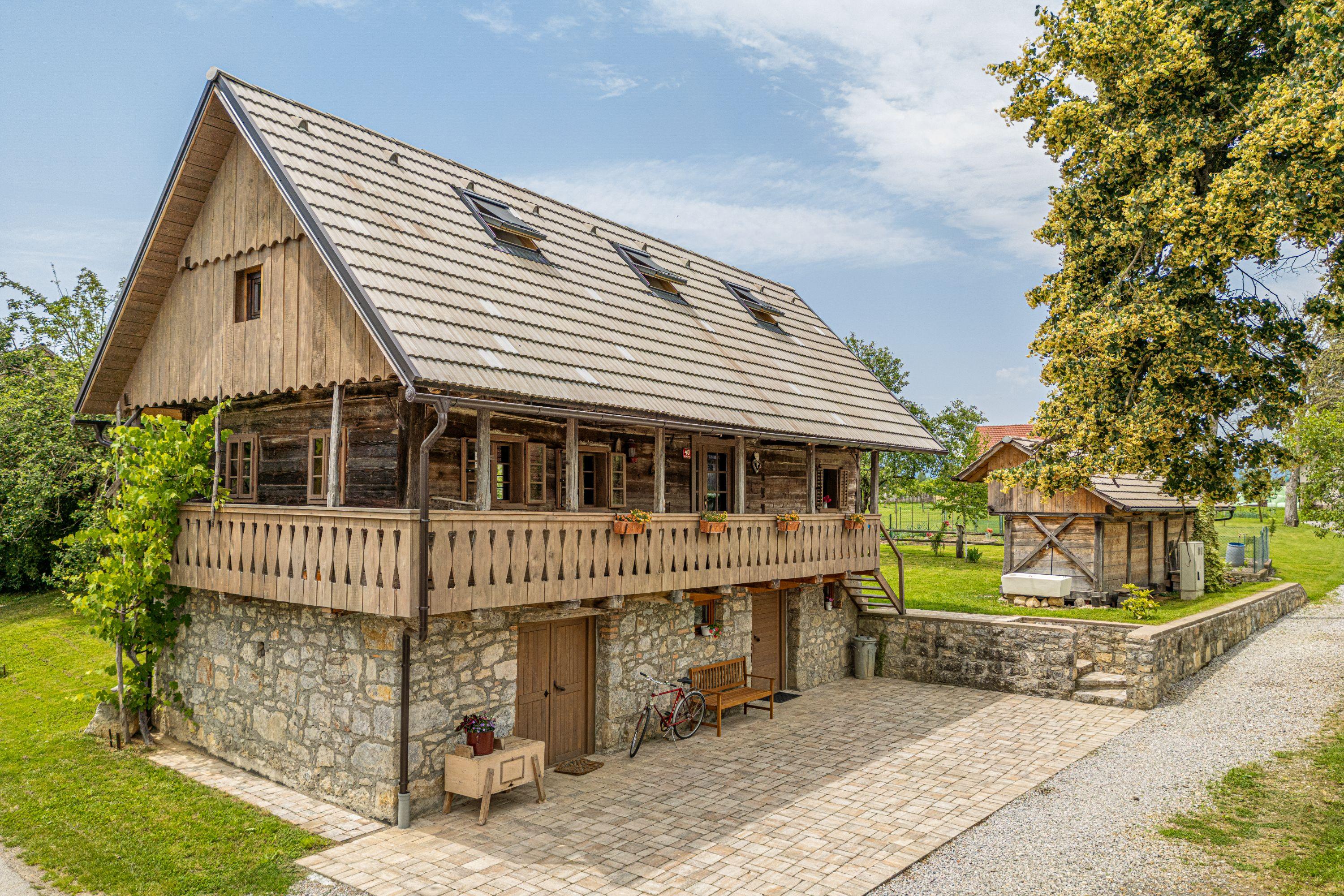 Mimi Cottage w/ Sauna near Kolpa River Mimi Cottage w/ Sauna near Kolpa River